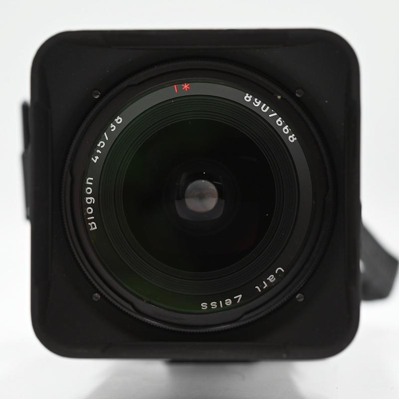 HASSELBLAD ハッセルブラッド 905SWC Biogon 38mm F4.5 T フィルムカメラ |  | 03