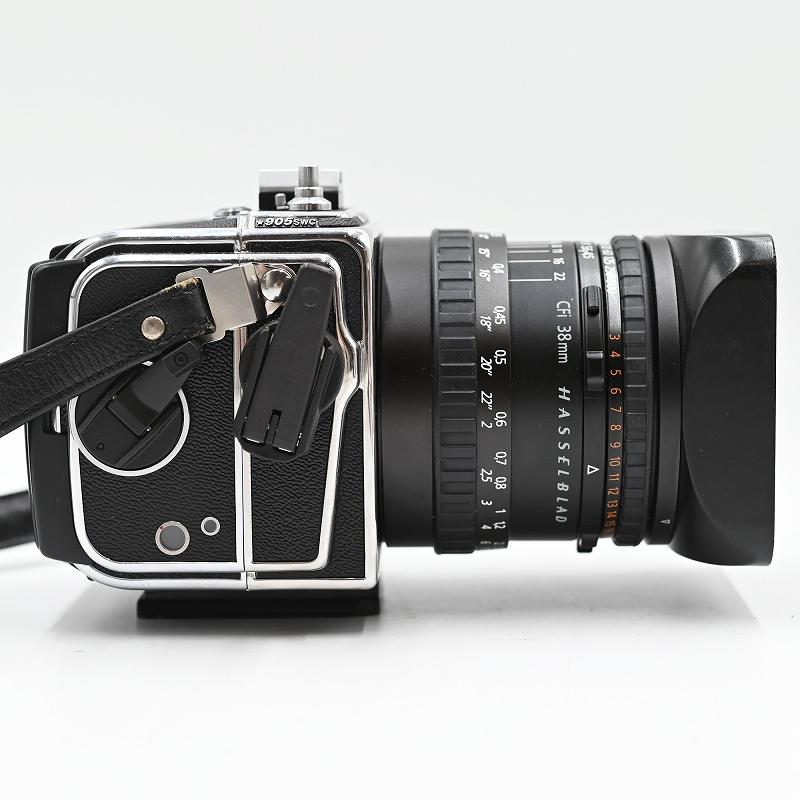 HASSELBLAD ハッセルブラッド 905SWC Biogon 38mm F4.5 T フィルムカメラ |  | 04