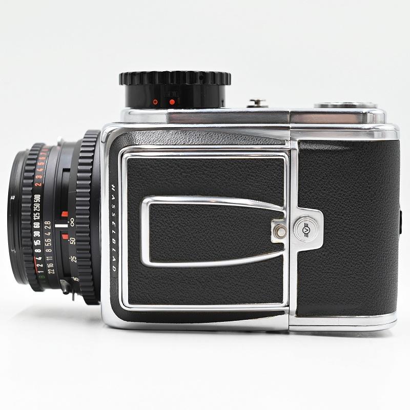 Hasselblad ハッセルブラッド 500 C CarlZeiss Planar C 80mm F2.8T + C12 Black フィルムカメラ |  | 06