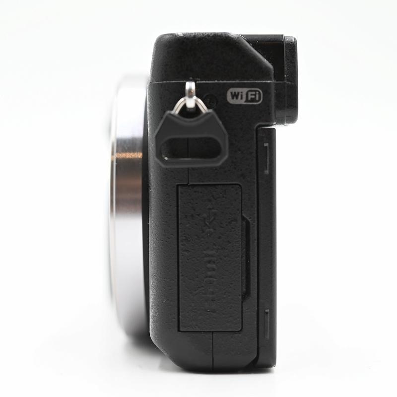 SONY ソニー ミラーレス一眼カメラ α NEX-6ボディ E18-55 F3.5-5.5 レンズ付き (シャッター数2933枚) ミラーレス一眼レフカメラ |  | 07