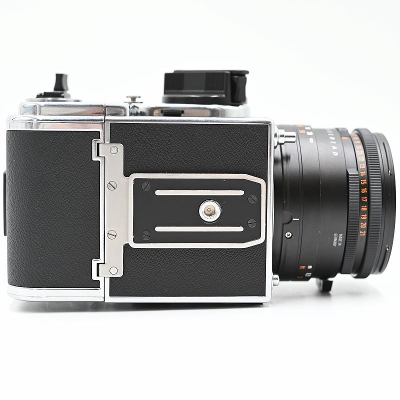 Hasselblad ハッセルブラッド 503CX CF Planar F2.8 f=80mmT＊ フィルムカメラ |  | 06