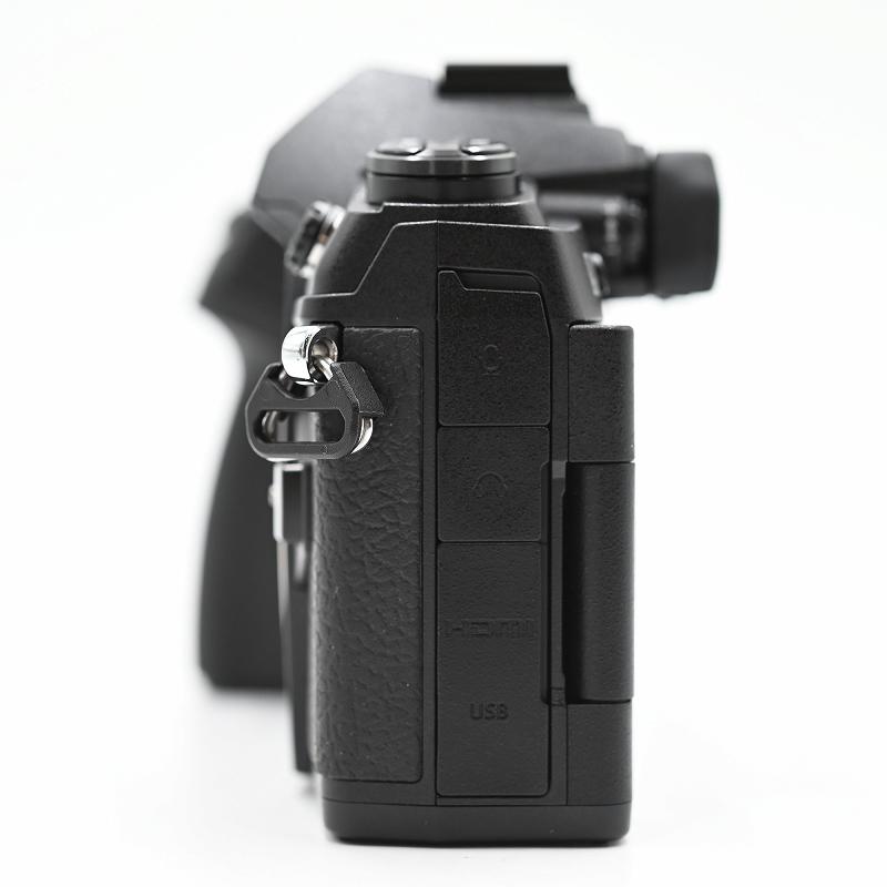 OLYMPUS オリンパス ミラーレス一眼 OM-D E-M1 MarkII ボディー FL-LM3 フラッシュ (シャッター数2523枚) ミラーレス一眼レフカメラ |  | 07