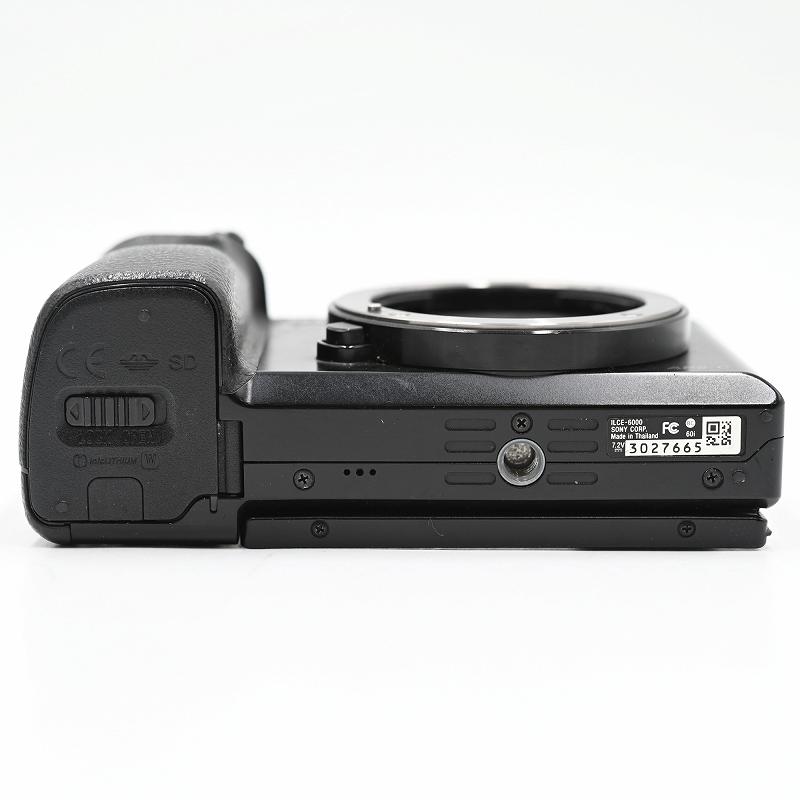 SONY ソニー ミラーレス一眼 α6000 ボディ ブラック (ショット数枚16422枚)(35言語) ミラーレス一眼レフカメラ |  | 05