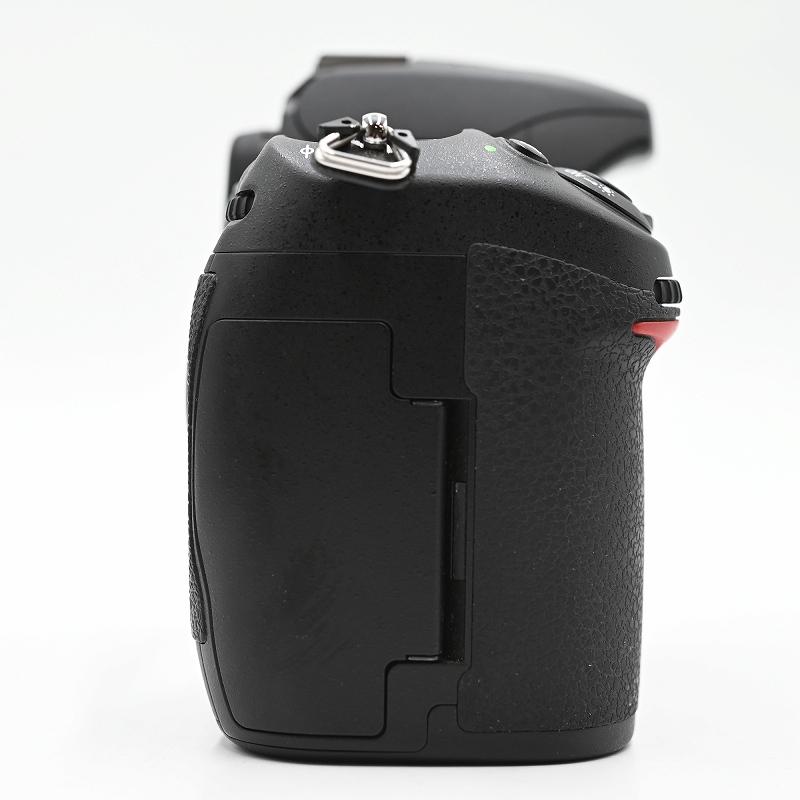 Nikon ニコン デジタル一眼レフカメラ D300 ボディ (ショット数2357枚