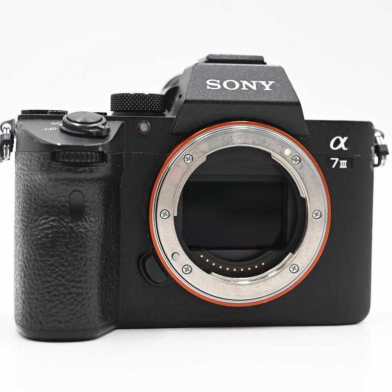SONY ソニー α7III ILCE-7M3 ミラーレス一眼カメラ ボディ(ショット数62782枚)(35言語) ミラーレス一眼レフカメラ |  | 02