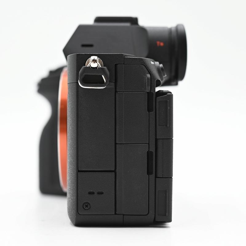 SONY ソニー α7RV ILCE-7RM5 ボディ フルサイズ ミラーレス一眼カメラ (ショット数820枚)(35言語) ミラーレス一眼レフカメラ |  | 07