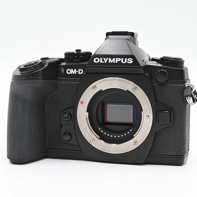 OLYMPUS オリンパス OM-D E-M1 ミラーレス一眼 ボディブラック (ショット数6835枚) ミラーレス一眼レフカメラ |  | 01