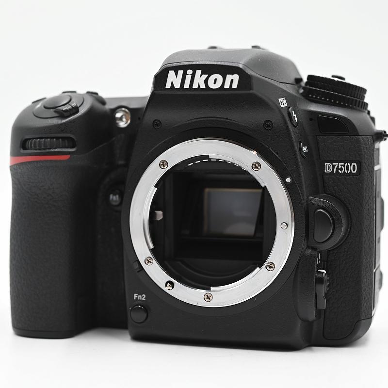 Nikon ニコン D7500 18-140VR デジタル一眼レフカメラ D7500 18-140VR (ショット数1785枚) 交換レンズ |  | 01