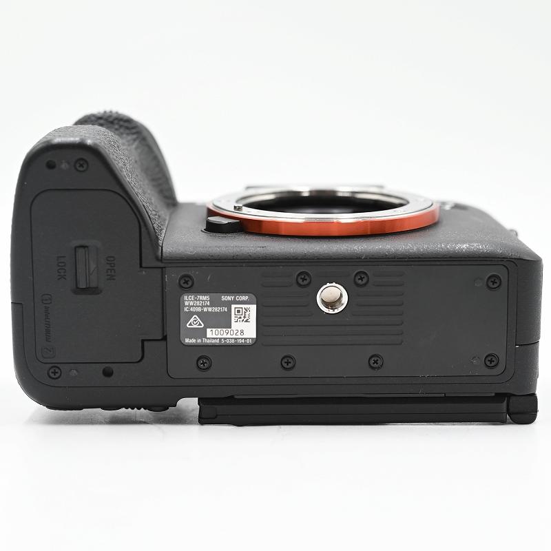 SONY ソニー ILCE-7RM5 α7RV ボディミラーレス一眼カメラ (ショット数29465枚)(35言語) ミラーレス一眼レフカメラ |  | 05