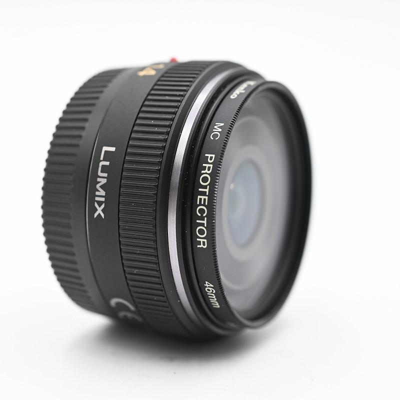 Panasonic パナソニック LUMIX G 14mm F2.5 ASPH. H-H014 単焦点 広角パンケーキレンズ マイクロフォーサーズ用 交換レンズ |  | 01
