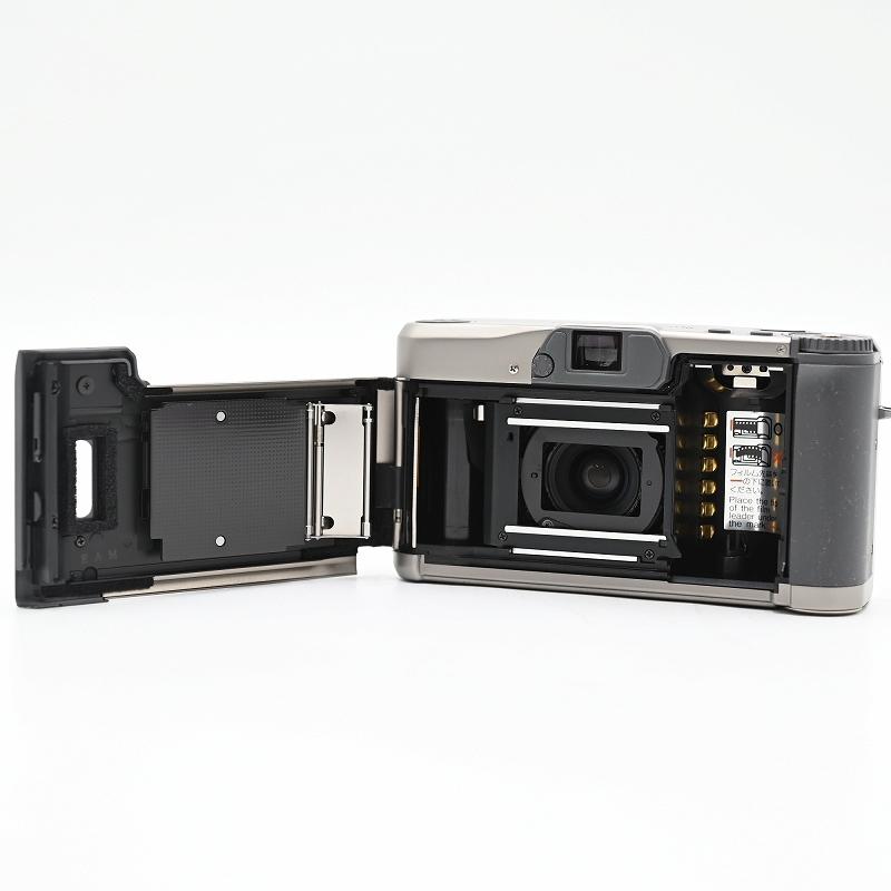 CONTAX コンタックス TVS III CC-77ケース付き フィルムカメラ |  | 09