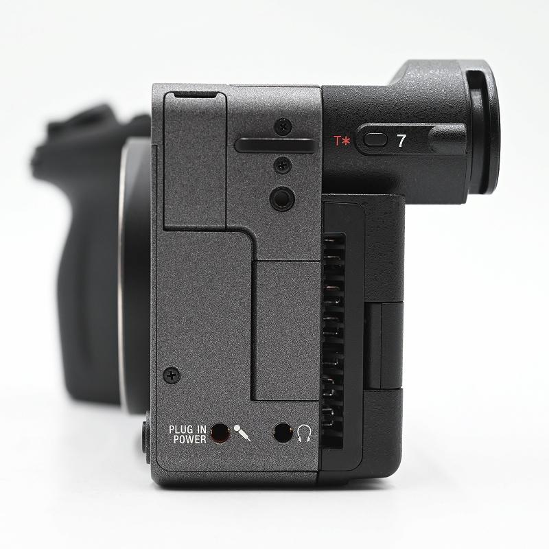 SONY ソニー ILME-FX2B Cinema Line カメラ プロフェッショナルカムコーダー (ショット数34枚)(35言語) ミラーレス一眼レフカメラ |  | 06