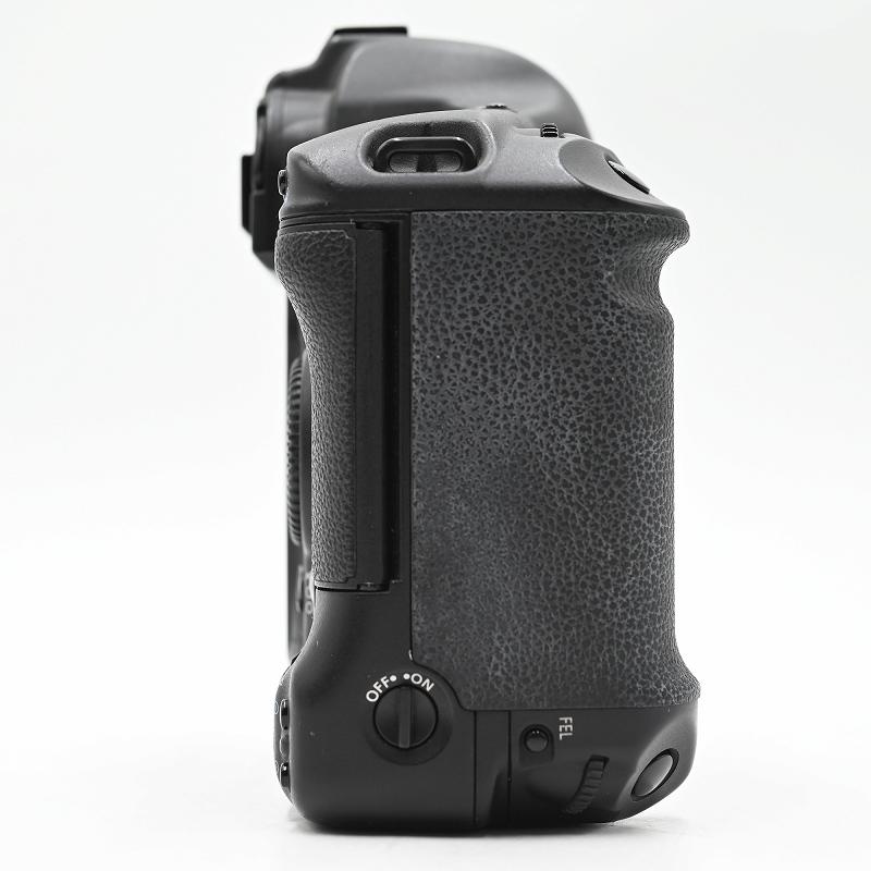 Canon キヤノン EOS-1Ds Mark II デジタル一眼レフカメラ ボディ デジタル一眼レフカメラ |  | 06