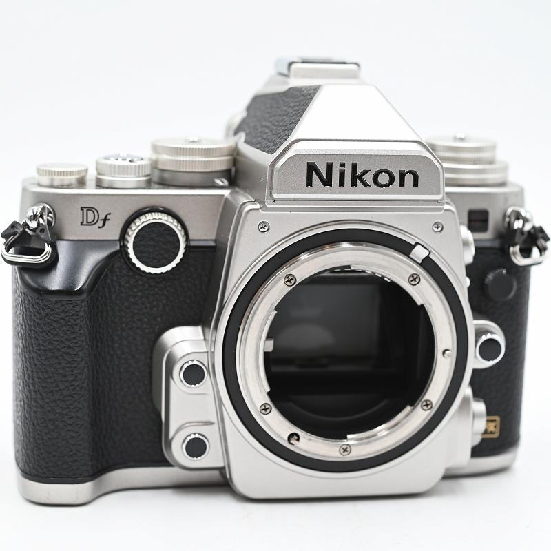 Nikon ニコン Df 50mm f/1.8G シルバー デジタル一眼レフカメラ (ショット数8701枚) CF-DC6 ケース付き デジタル一眼レフカメラ |  | 01