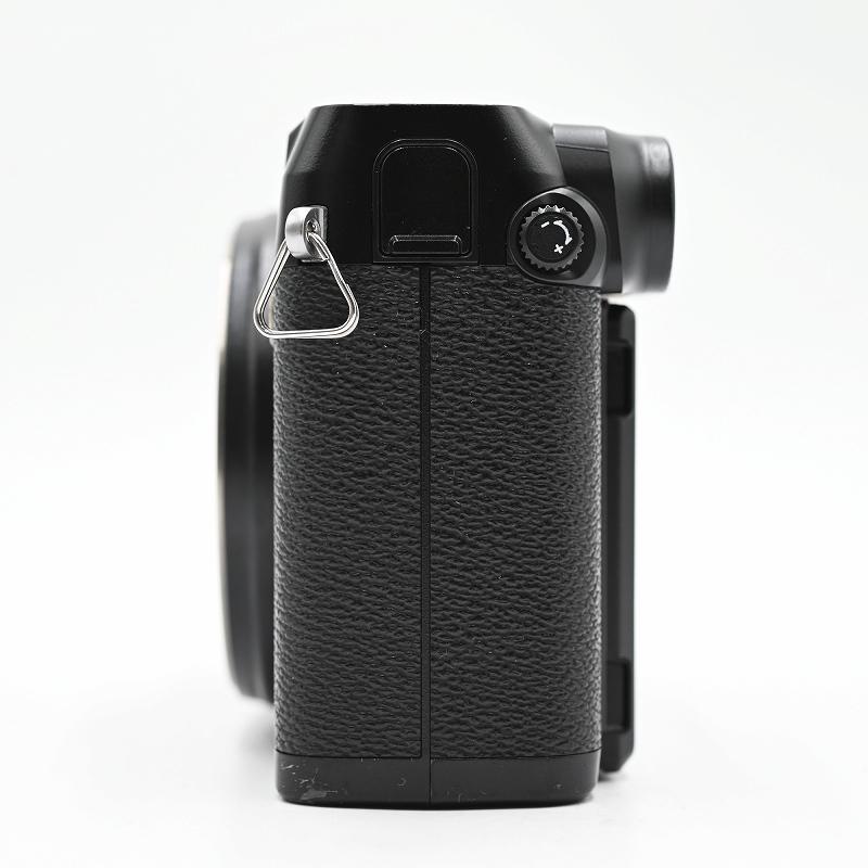 FUJIFILM 富士フイルム GFX 50R 中判ミラーレス一眼カメラ ボディ (ショット数2173枚) ミラーレス一眼レフカメラ |  | 07