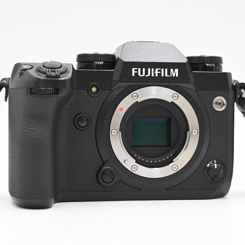 FUJIFILM 富士フイルム ミラーレス一眼カメラ X-H1ブラック X-H1 (ショット数24枚) ミラーレス一眼レフカメラ |  | 02