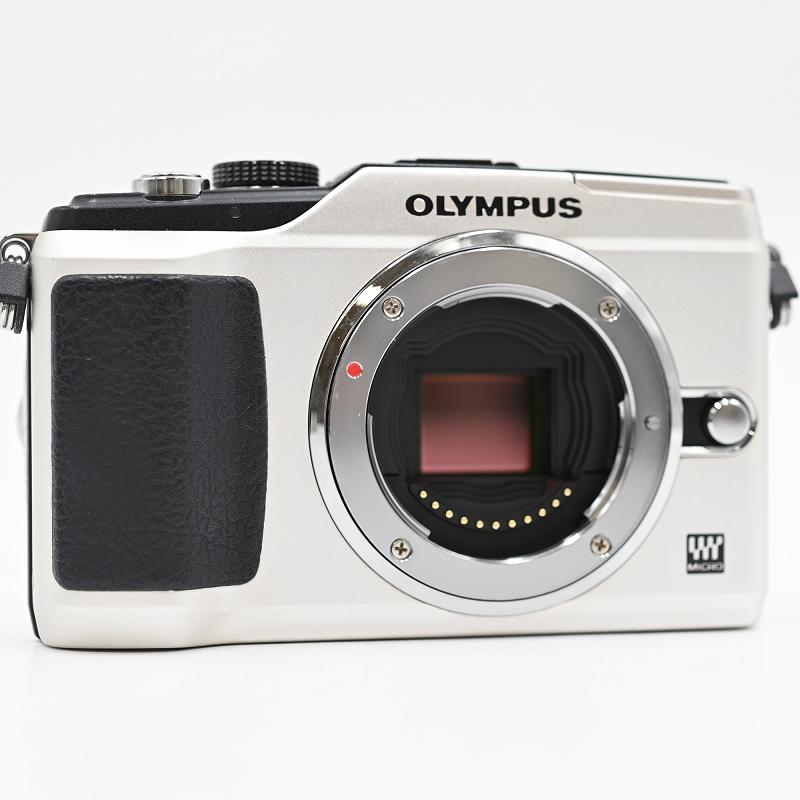 OLYMPUS オリンパス PEN E-PL2 M.ZUIKO DIGITAL 14-42mm F3.5-5.6 (ショット数2678枚) ミラーレス一眼レフカメラ |  | 02