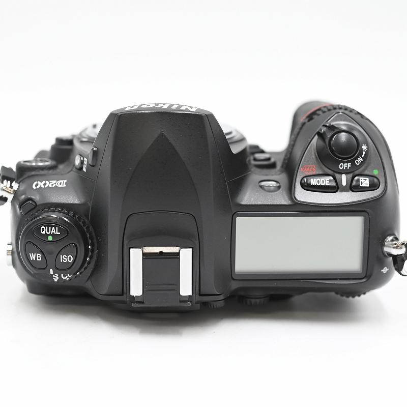 Nikon ニコン D200 ボディ デジタルカメラ (ショット数26996枚) デジタル一眼レフカメラ |  | 04