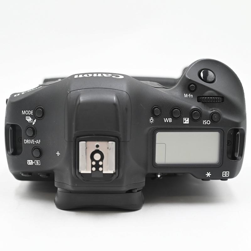 Canon EOS-1D X Mark II ボディデジタル一眼レフカメラ (ショット数9000枚以下) デジタル一眼レフカメラ |  | 04