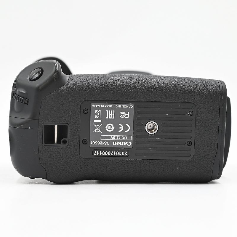 Canon EOS-1D X Mark II ボディデジタル一眼レフカメラ (ショット数9000枚以下) デジタル一眼レフカメラ |  | 05