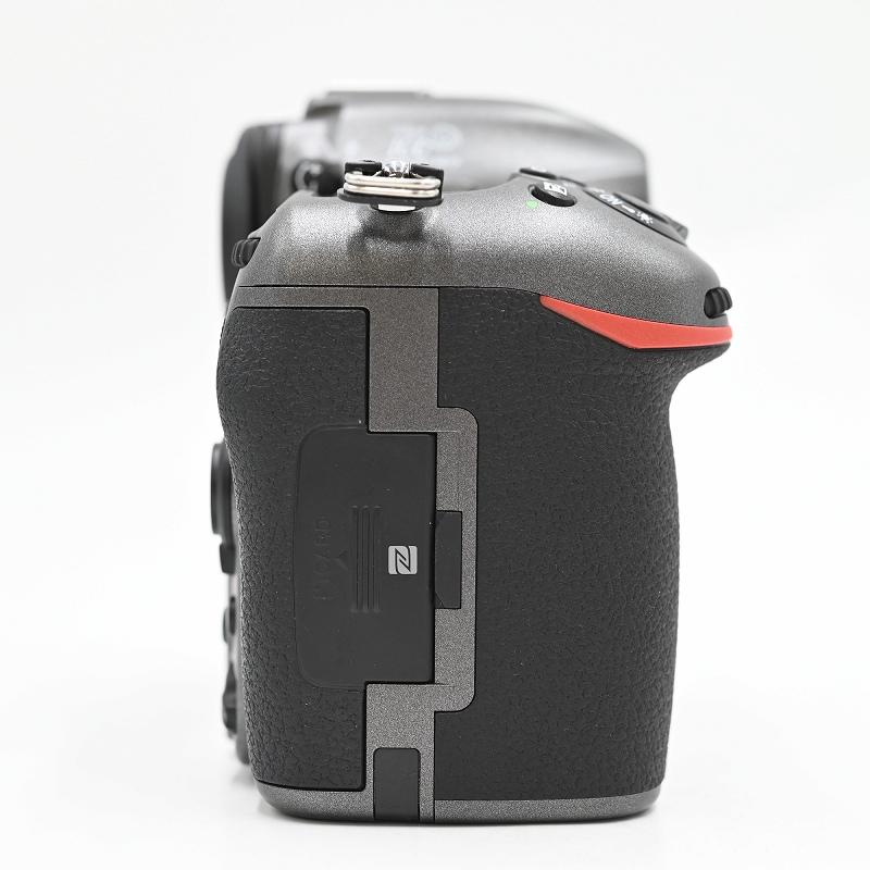 Nikon ニコン D500 100th Anniversary Edition デジタル一眼レフカメラ (3623カウント) デジタル一眼レフカメラ |  | 07