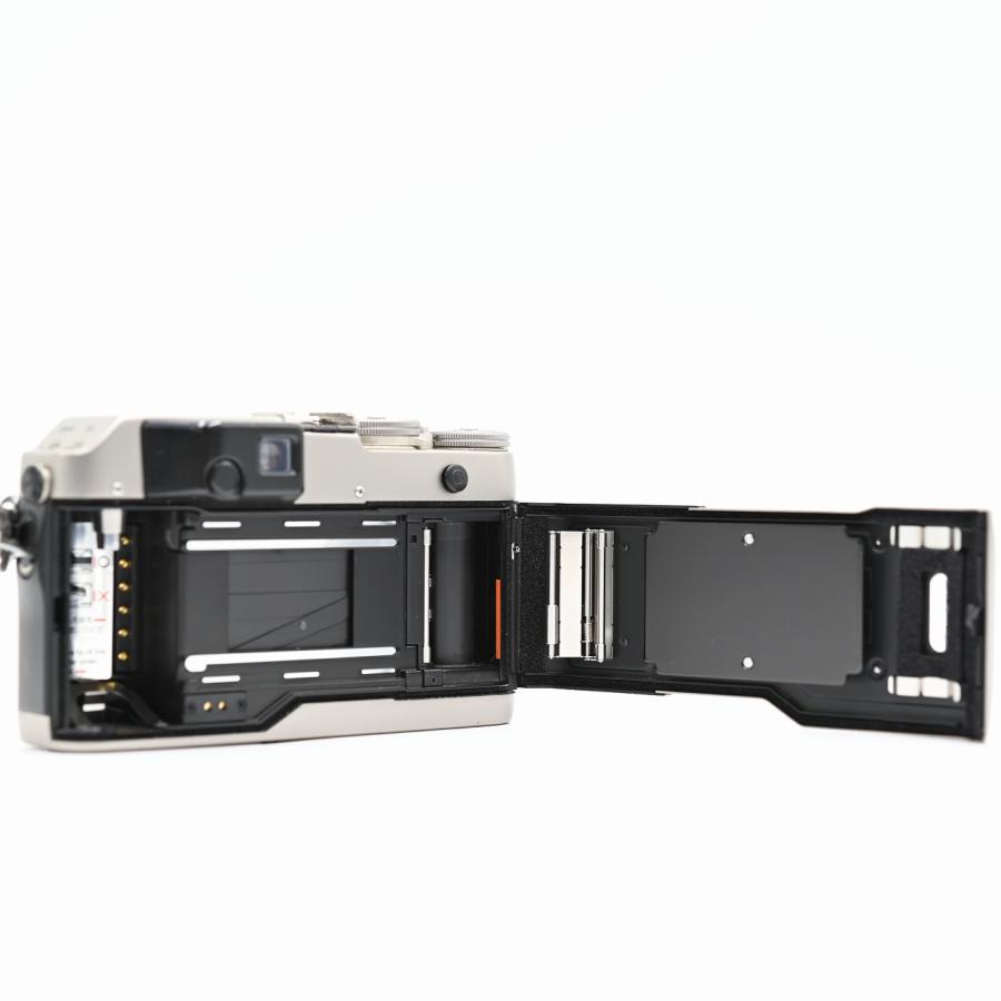 Contax G1 90mmF2.8+45mmF2+28mmF2.8+TLA140 セット フィルムカメラ |  | 03