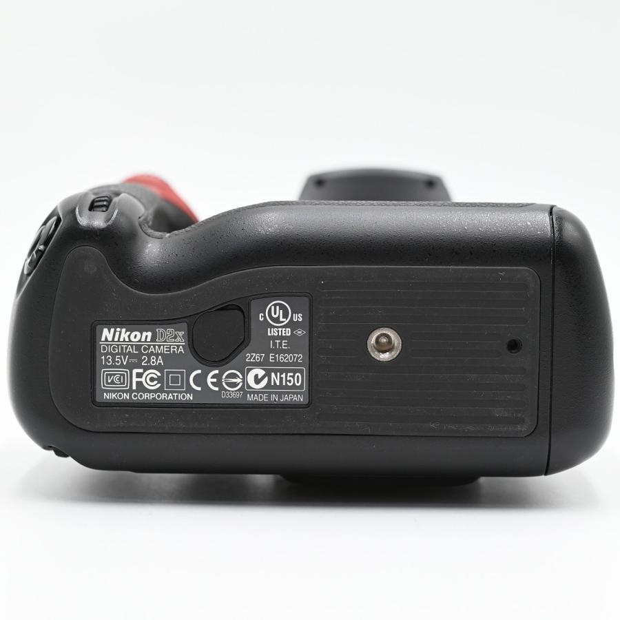 Nikon D2X ボディ デジタル一眼レフカメラ |  | 05
