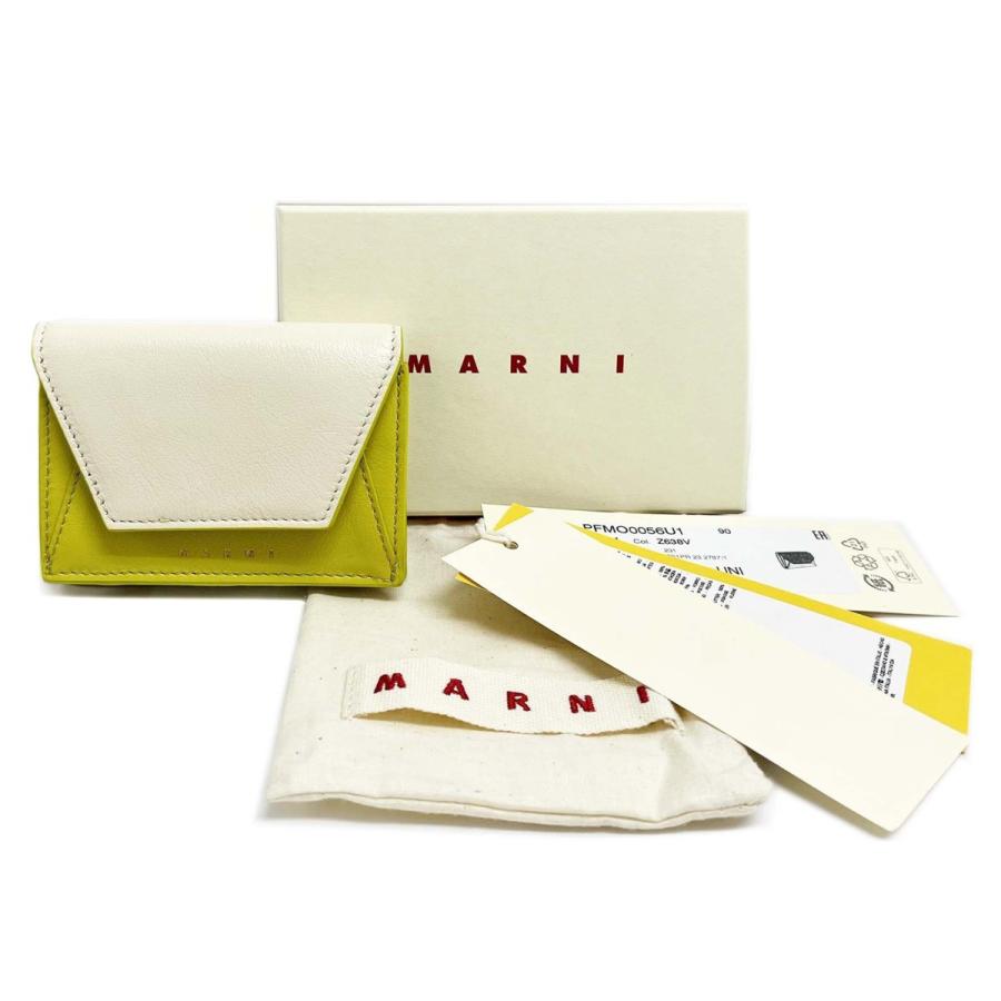 マルニ 財布  レザー製 三つ折りウォレット