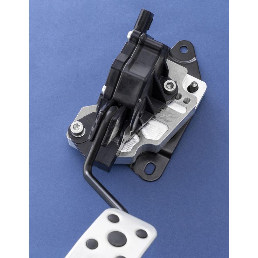 期間限定値下げ　WRX STI-VAB 純正 フロント中間パイプ GVB GRB ○ インプレッサ WRX STI ( GRB GVB ) 用 ALTEX製 アクセルペダル 調整