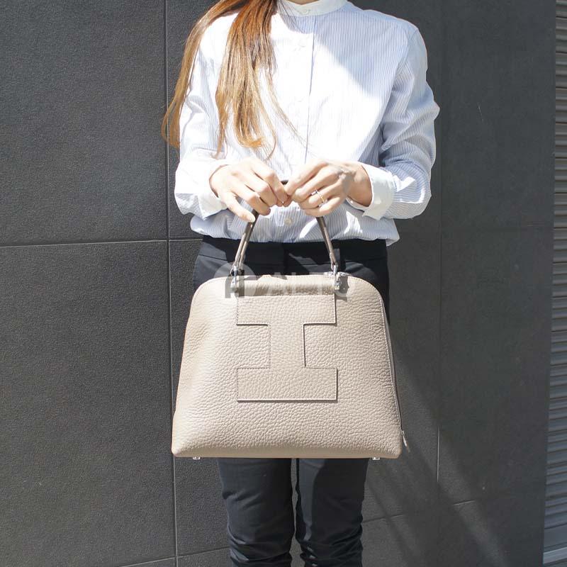 5/1入荷】IACUCCI イアクッチ 4123 GHIBLI ギブリ ハンドバッグ