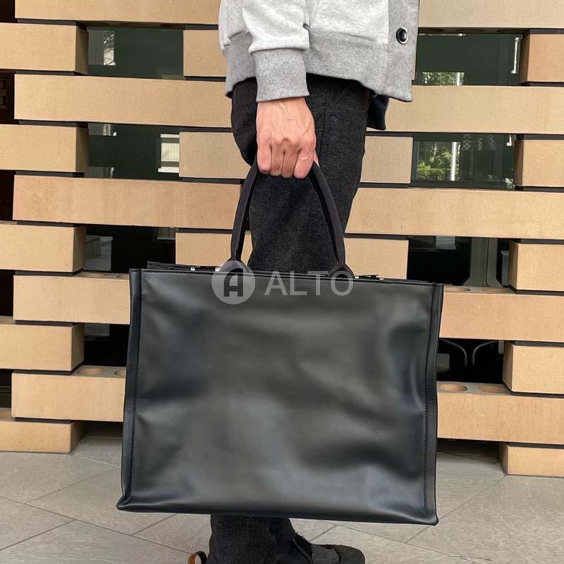 3/22入荷】2023SS新作 MARNI マルニ レザー製 BEY トートバッグ