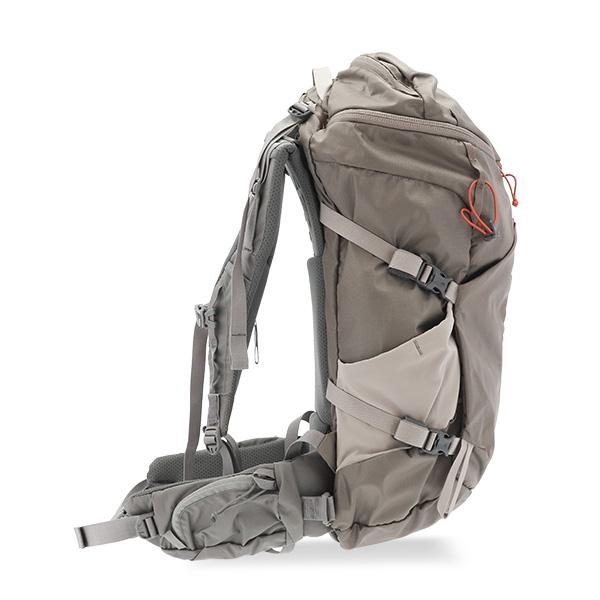 『並行輸入品』 ミステリーランチ バックパック クーリー 30 ウィメンズ XS/S 29L ペブル 『送料無料（一部地域除く）』の画像