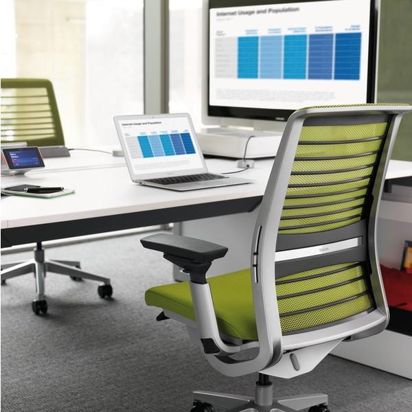 『代引不可』 Steelcase Think シンク チェア フレームブラック 背3Dニット 座クロス張り 固定肘 エボニー 465A300BFM 『日時指定不可』_1