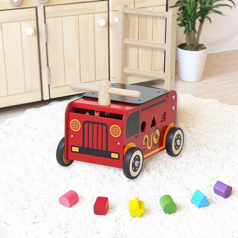 I'mTOY 木製消防車 知育玩具 積み木付き エデュテ I'mTOY アクティブ消防車 (知育玩具) 価格比較 - 価格.com