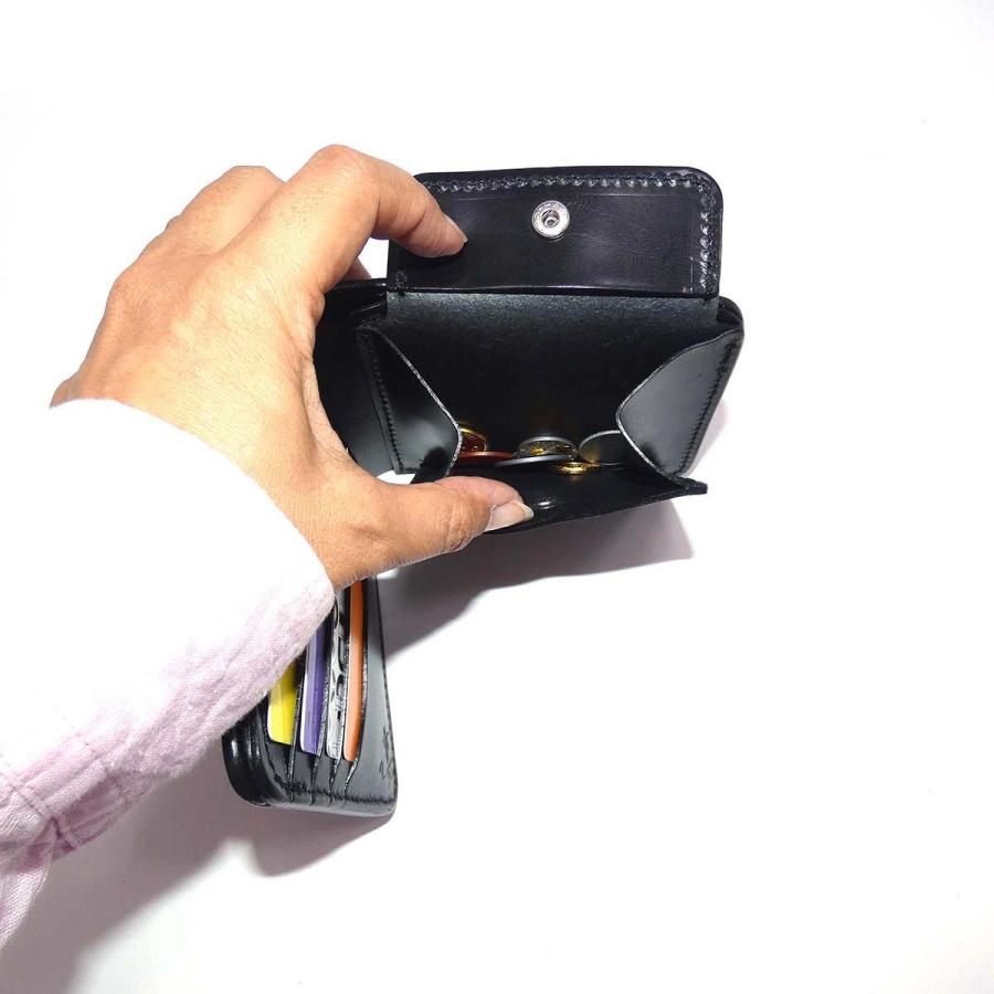 二つ折り財布 シャークスキン クロ メンズ シンプル ショート コンパクト ミニ 小さい 定番 人気 ギフト プレゼント サメ革 鮫革 シャークレザーの画像