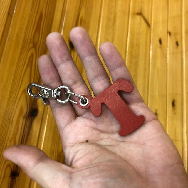 アルファベット チャーム T メンズ レディース イニシャル レザーチャーム キーホルダー バックチャーム サドルレザー ヌメ革 カラフル シンプル :7104-X011:ALZUNI(アルズニ)ヤフー店 - 通販 - Yahoo!ショッピング アルファベット チャーム T メンズ レディース イニシャル レザーチャーム キーホルダー バックチャーム サドルレザー ヌメ革 カラフル シンプル :7104-X011:ALZUNI(アルズニ)ヤフー店 - 通販 - Yahoo!ショッピング
