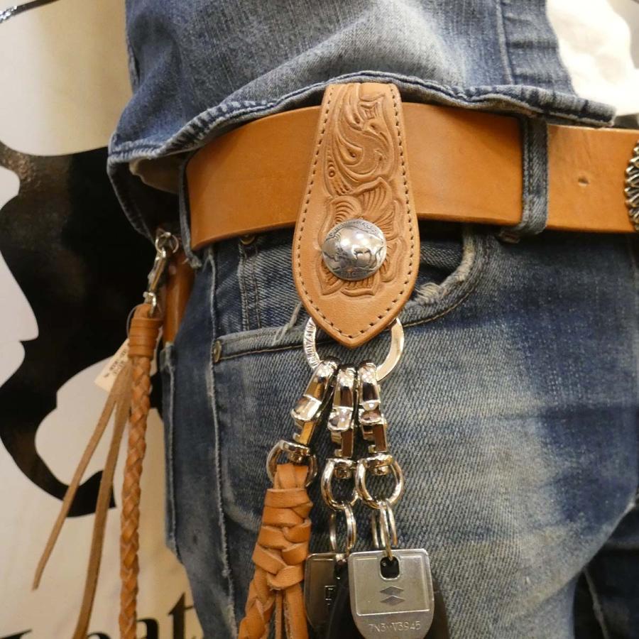 ベルトキーホルダー カービングレザー ヌメ革 クロ メンズ ベルトキーホルダー カービングレザー ヌメ革 クロ メンズ