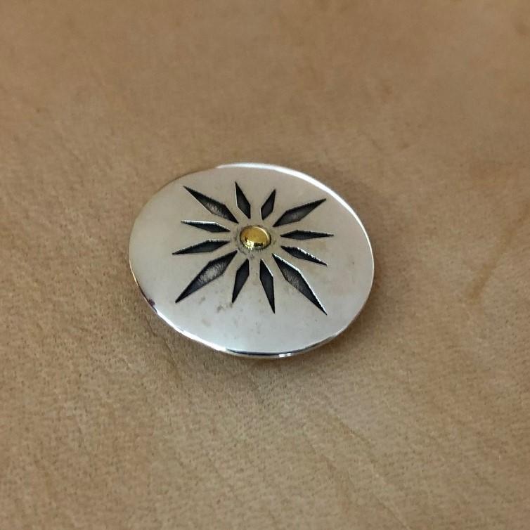シルバー コンチョ 太陽 sun 950 メンズ レディース 飾りボタン