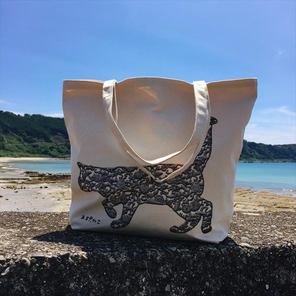 琉球紅型刺繍風 猫トートバッグ Lサイズ 20L 大容量 厚手