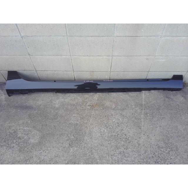 アクア 6AA-MXPK11 右サイドステップ 右サイドスポイラー 198271