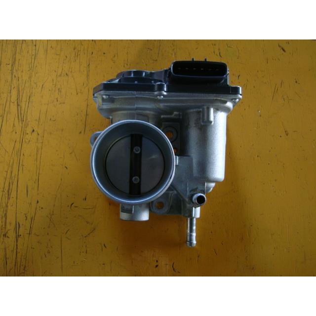 特売 トヨタ 純正 スロットルボディー 22030-47060 ienomat.com.br