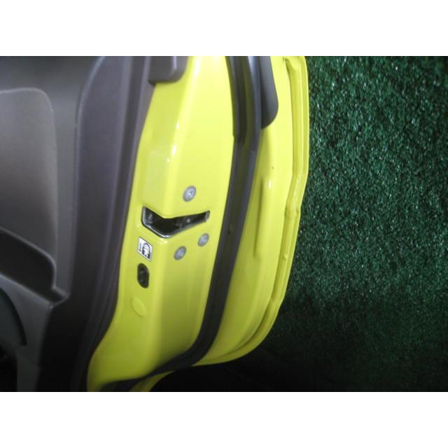 SPADE スペイド DBA-NCP141 右Rドア 右リアドア 右後ドア 67003-52481 