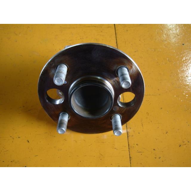 プロボックス DBE-NCP160V Rハブ 左リアハブ 42450-52130 195783