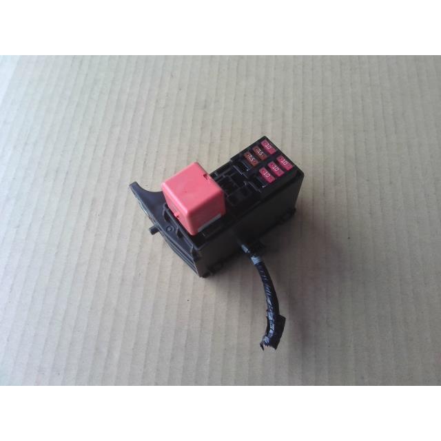 アクア 6AA-MXPK11 ヒューズボックス 198077 : 有限会社尼岡産業 アクア 6AA-MXPK11 ヒューズボックス 198077 : 有限会社尼岡産業
