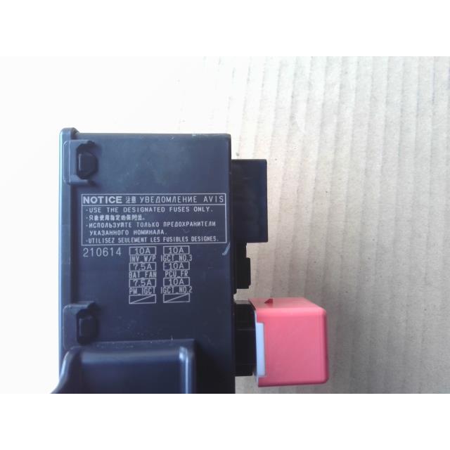 アクア 6AA-MXPK11 ヒューズボックス 198077 : 有限会社尼岡産業 アクア 6AA-MXPK11 ヒューズボックス 198077 : 有限会社尼岡産業