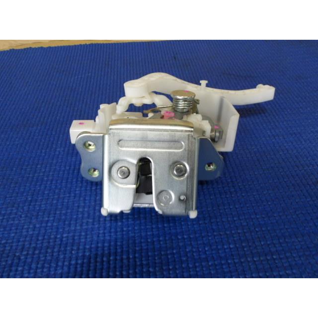 デイズ DBA-B21W トランク・バックドアロックソレノイド 90502-6A00E 206017 : 有限会社尼岡産業ヤフーショップ ...