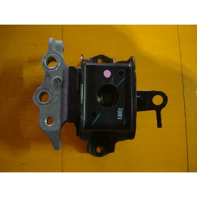 ミラ（ダイハツ） ミラココア DBA-L675S 右側エンジンマウント 12305