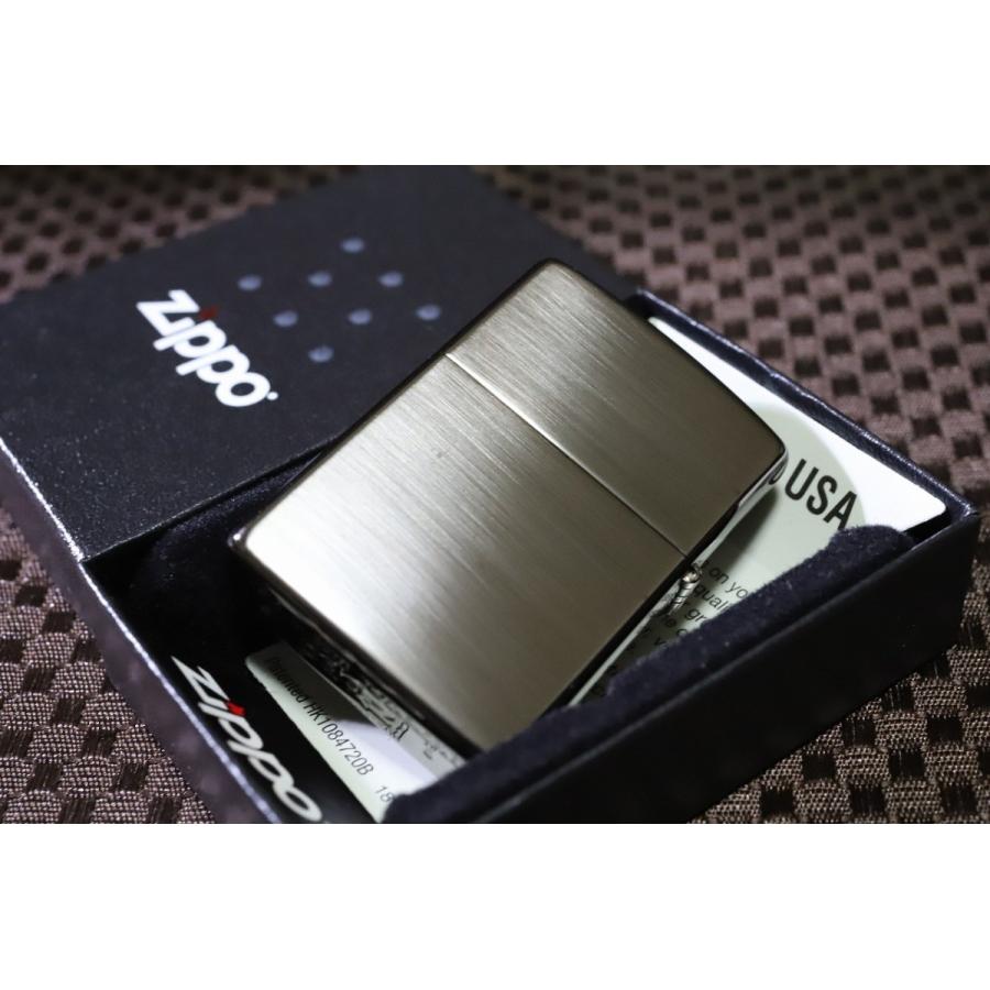 ZIPPO 猫 三日月 ブラックサテン 黒 かわいい ネコと月 ライター 人気 猫ジッポ ジッポー 月 ネコジッポ zippo プレゼント人気 カワイイ キャット 女性の画像