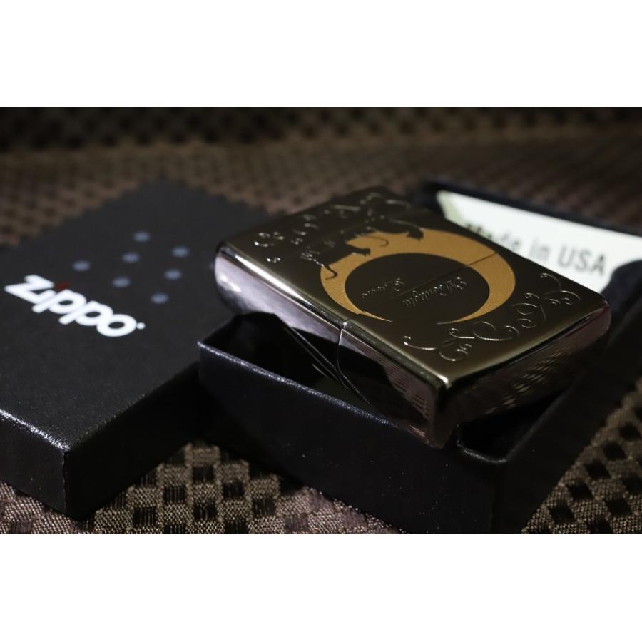 ZIPPO 猫 三日月 ブラックサテン 黒 かわいい ネコと月 ライター 人気 猫ジッポ ジッポー 月 ネコジッポ zippo プレゼント人気 カワイイ キャット 女性の画像