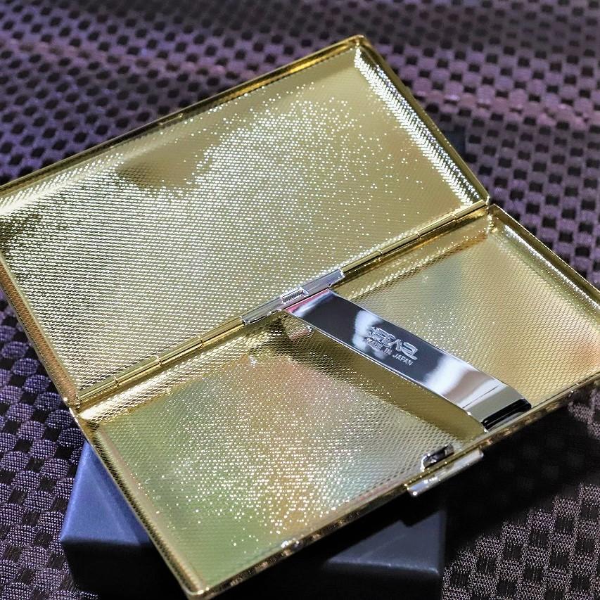 ZIPPO PEARL 超薄型 メタルシガレットケース ゴールド リリース ZIPPO PEARL 超薄型 メタルシガレットケース ゴールド リリース